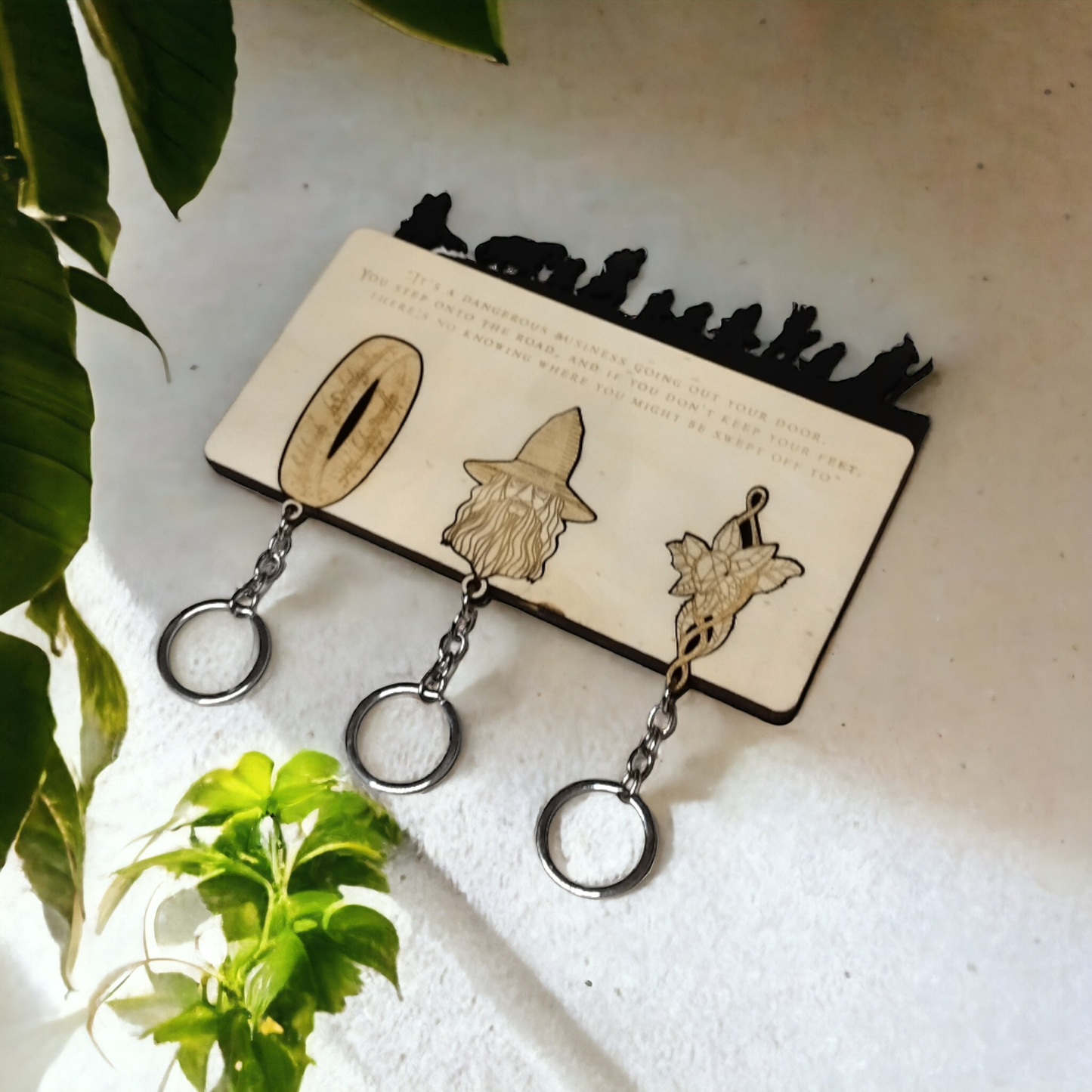 Lord of the Rings Keychain Wall Mounted Key Holder - LOTR