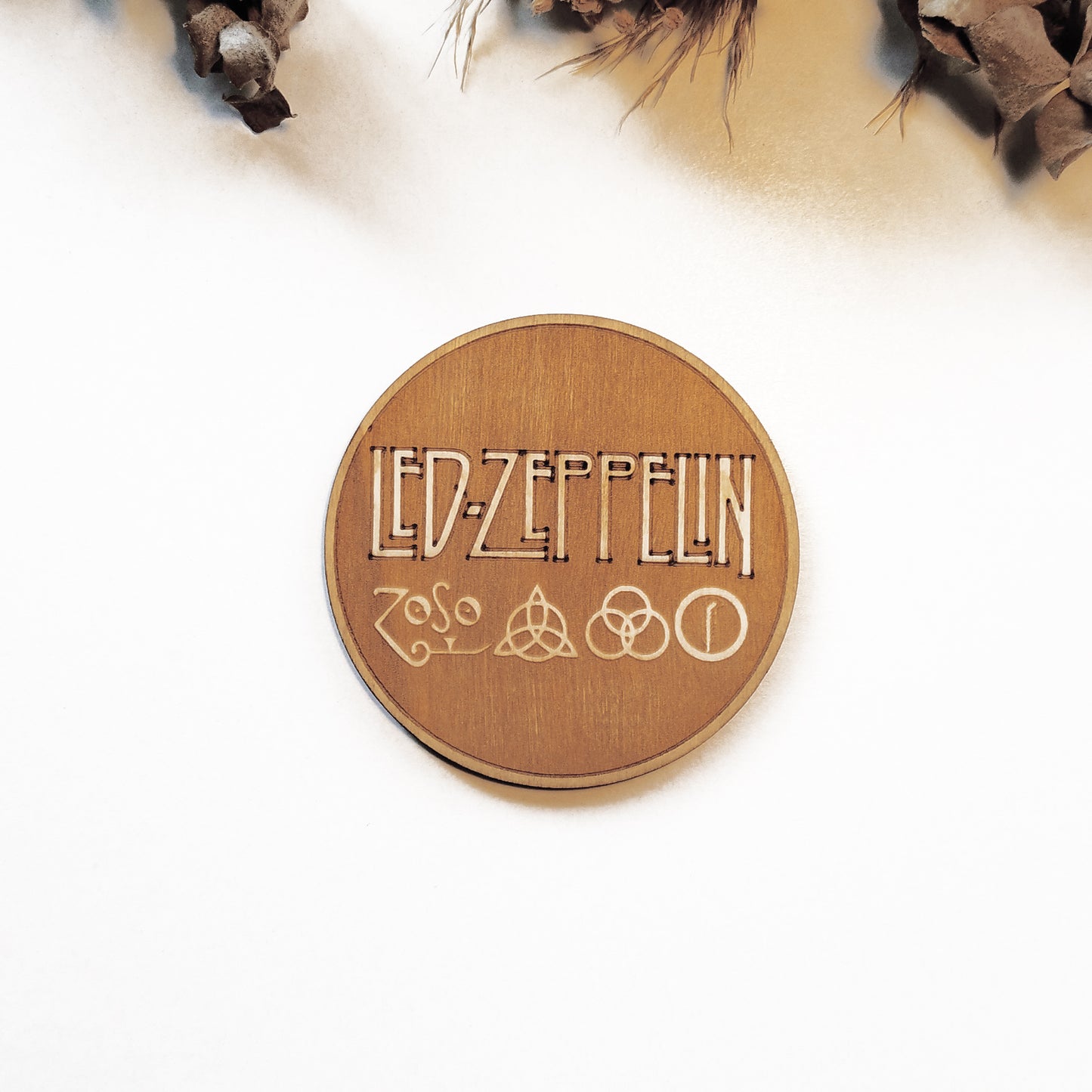 Set of 6 Rock Bands Wooden Coasters - Handmade Gift - Housewarming - Wood Kitchenware - Rock Band