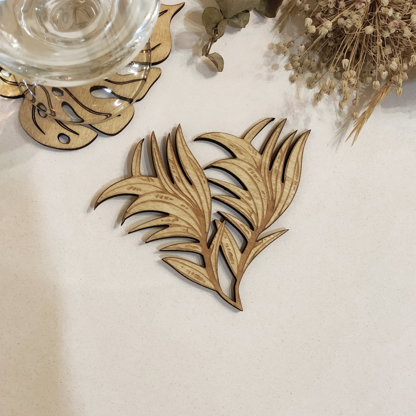 Set of 6 Leaves Wooden Coasters - Handmade Gift - Housewarming - Wood Kitchenware - Nature