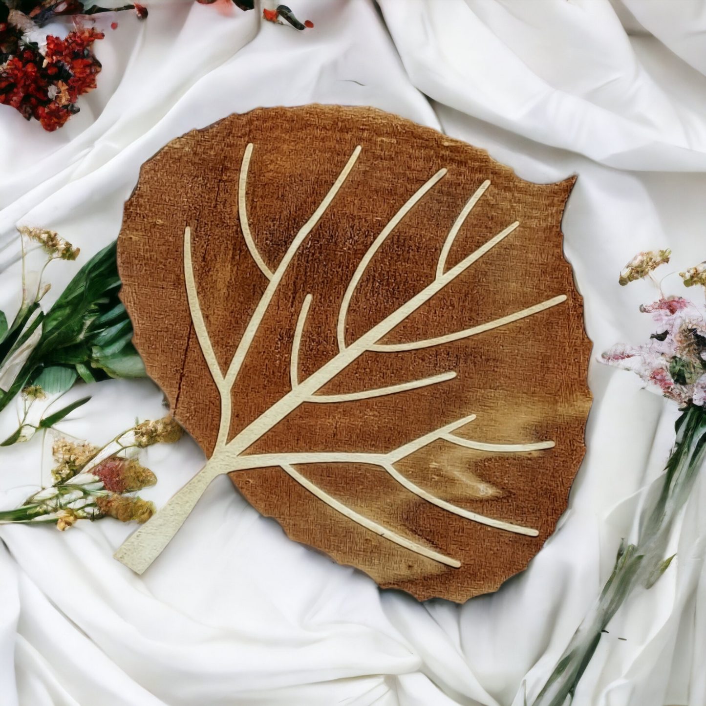 Pot Holder Aspen Leaf - Nature - Wood - Handmade Gift - Housewarming - Wood Kitchenware