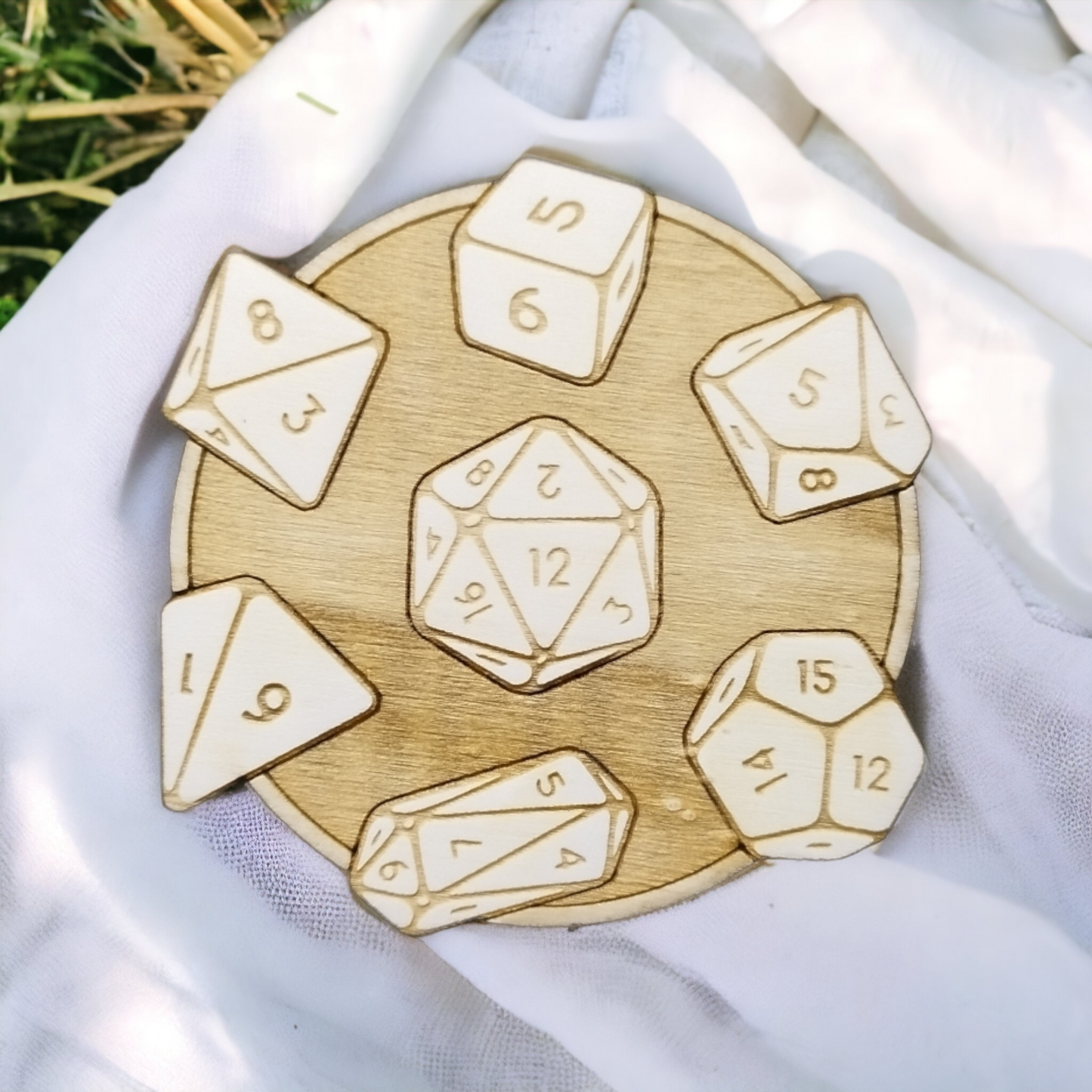 Set of 6 Dungeons & Dragons Wooden Coasters - Handmade Gift - Housewarming - Wood Kitchenware - RPG