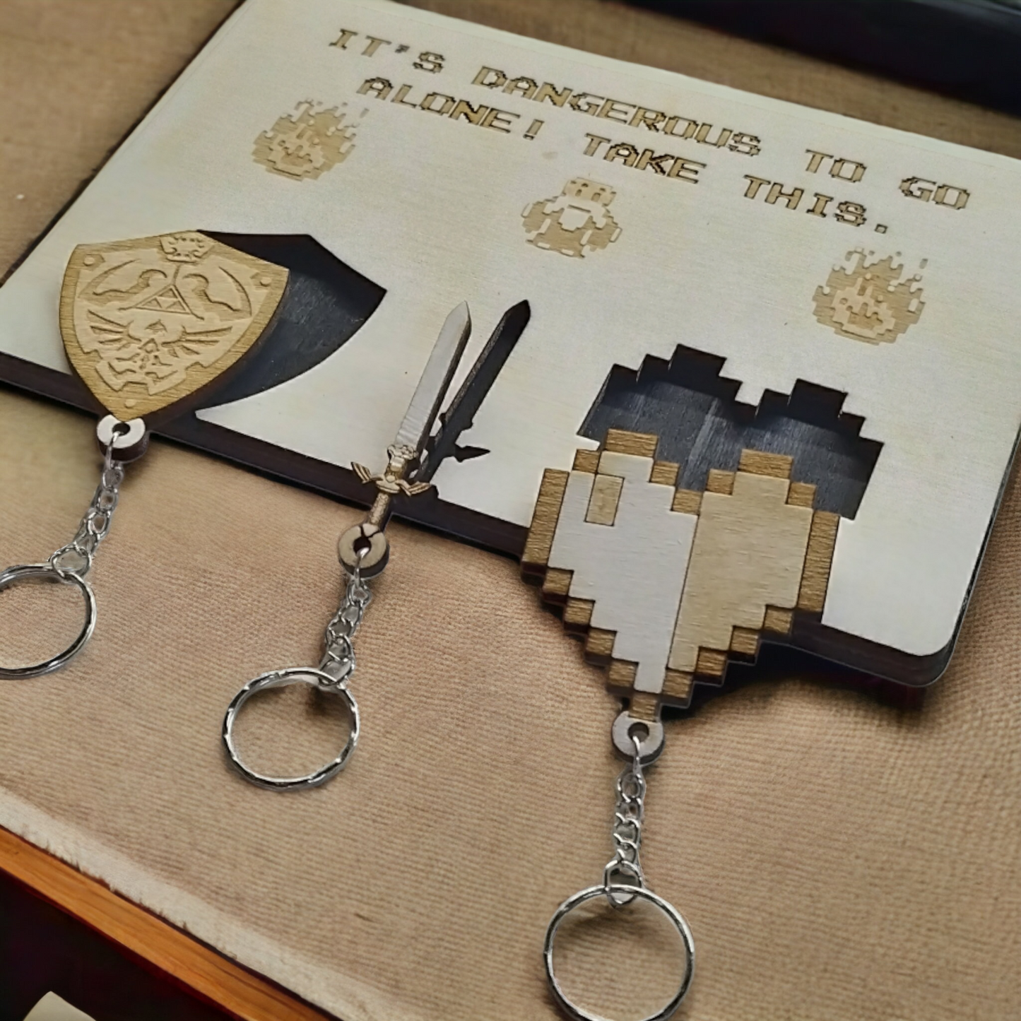 Legends of Zelda Keychain Wall Mounted Key Holder - Gamer Gift
