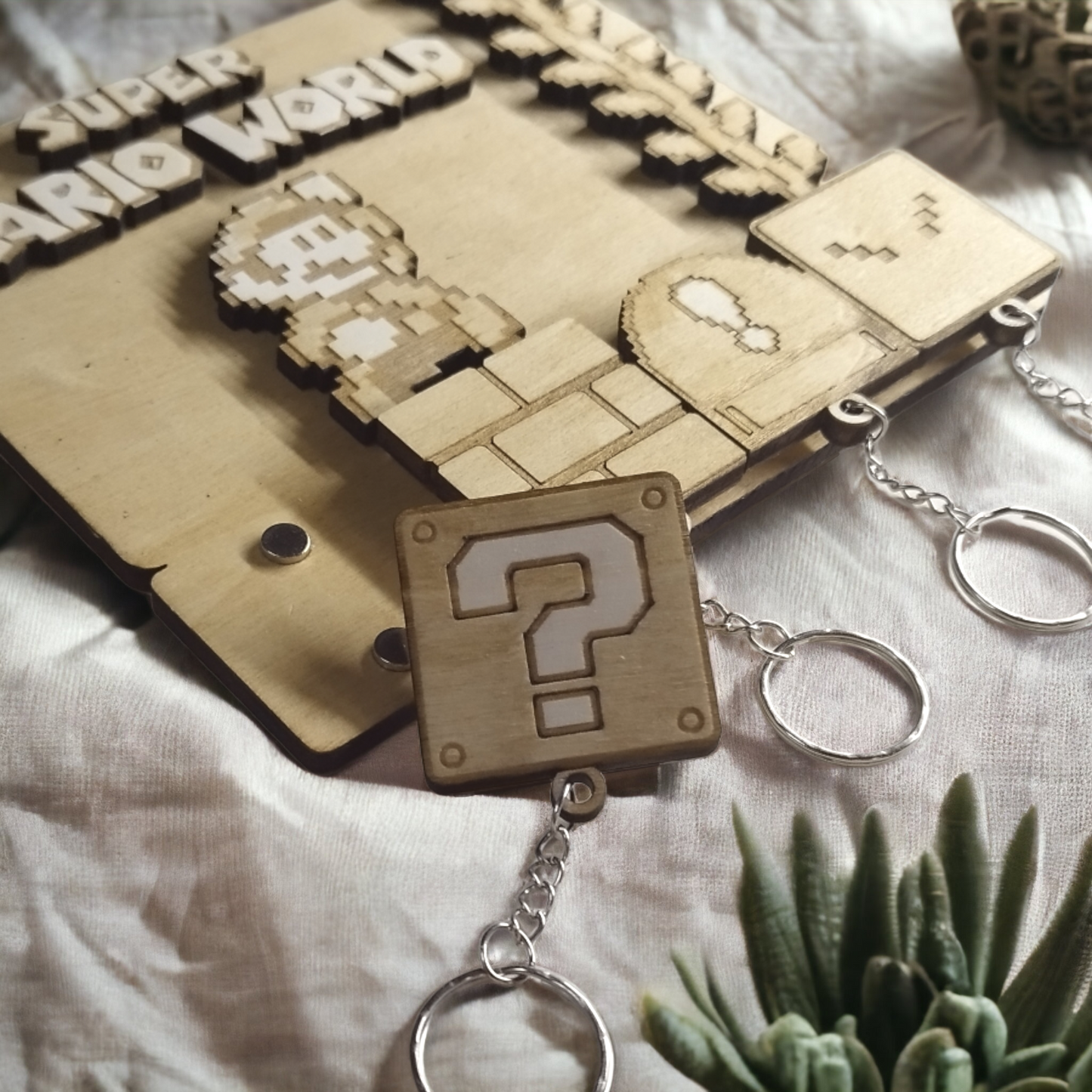 Super Mario Keychain Magnet Wall Mount - Keyring Holder