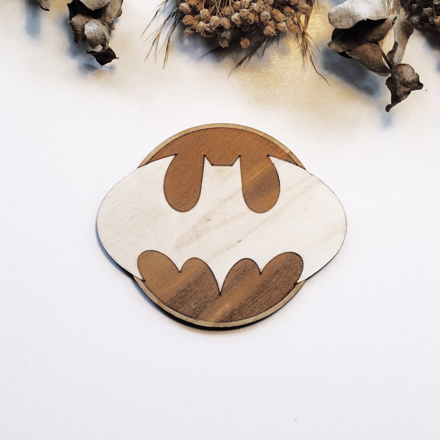 Set of 6 Superheroes Wooden Coasters - Handmade Gift - Housewarming - Wood Kitchenware