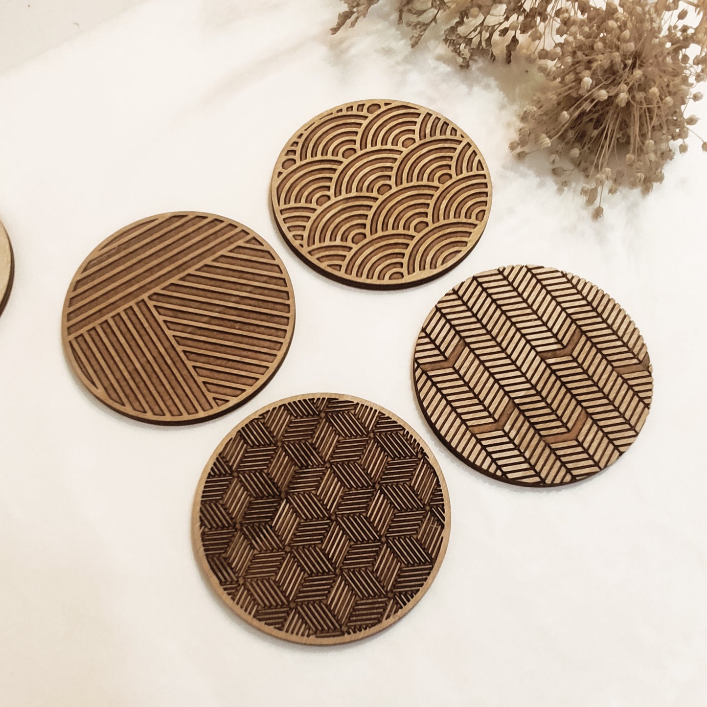 Set of 4 Geometric Wooden Coasters - Handmade Gift - Housewarming - Wood Kitchenware